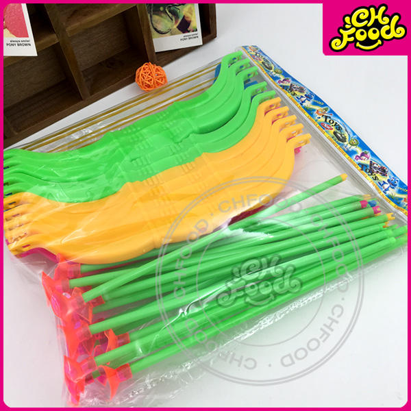 Popular Shooting Bow And Arrow Toy Candy/Candy With Toy