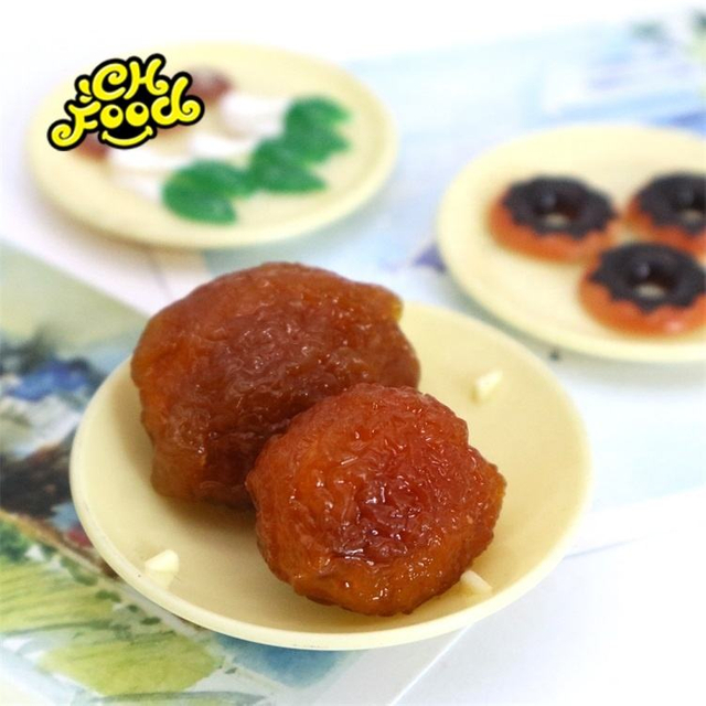 Wholesaler Sweet Apricot/Plum Dried Fruit Food Chinese Preserved Fruit Bulk